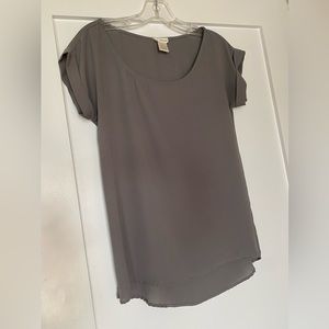 Wet Seal Grey Top